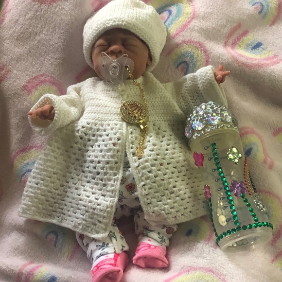 Meet your Posher, Tiffiany - Picture 5 of 7